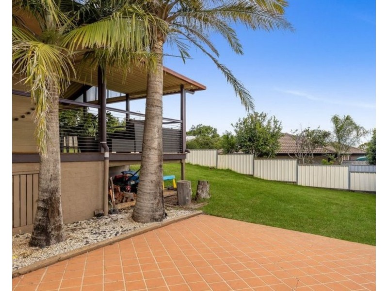 36 Catalina Drive, Wilsonton QLD 4350