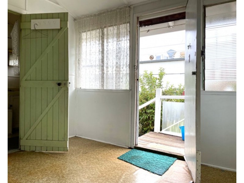 2/140 Ruthven Street, North Toowoomba QLD 4350