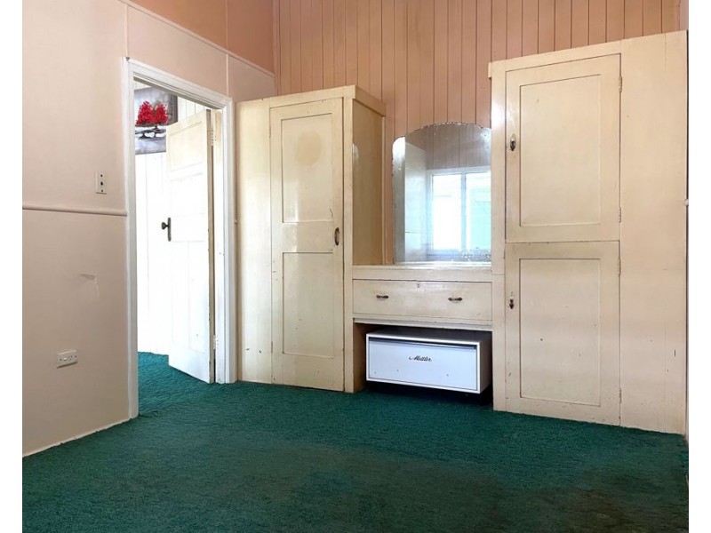 2/140 Ruthven Street, North Toowoomba QLD 4350