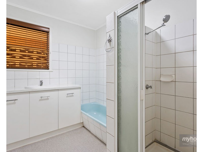 38 McNamara Street, Centenary Heights QLD 4350