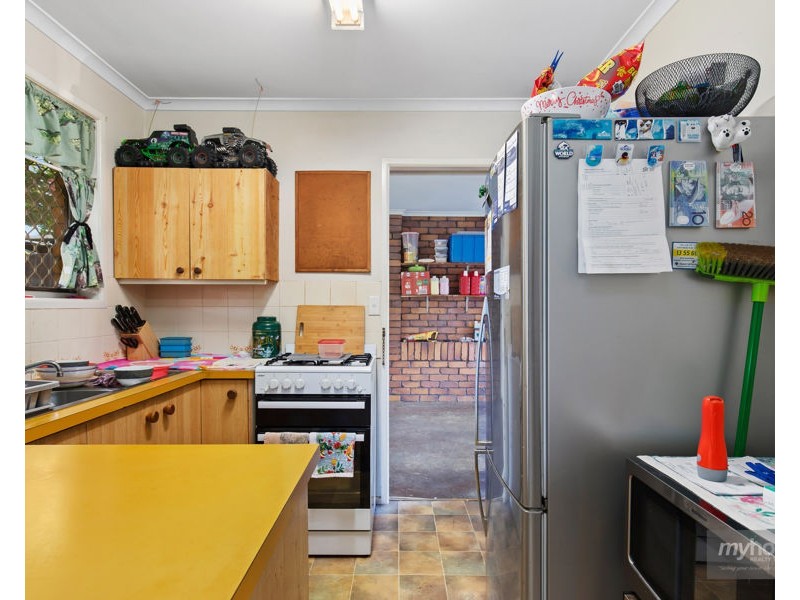 20 Wine Drive, Wilsonton Heights QLD 4350