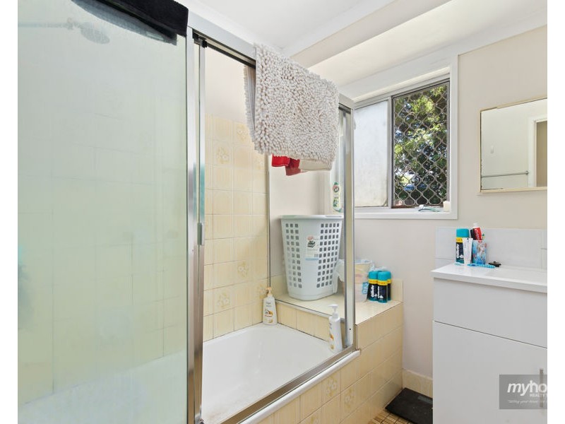 20 Wine Drive, Wilsonton Heights QLD 4350