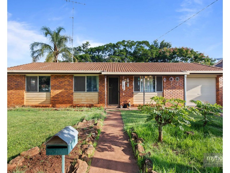 20 Wine Drive, Wilsonton Heights QLD 4350