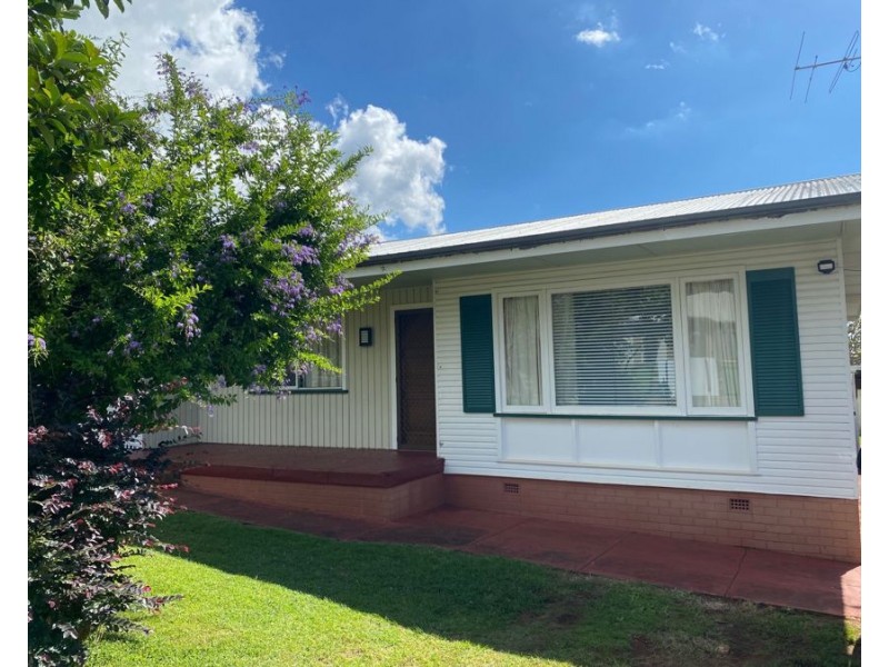 115 Long Street, South Toowoomba QLD 4350