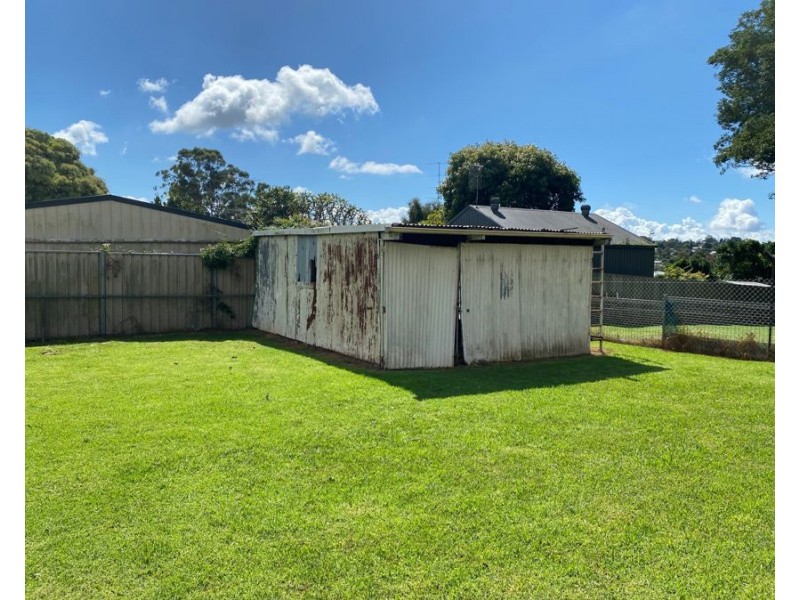 115 Long Street, South Toowoomba QLD 4350