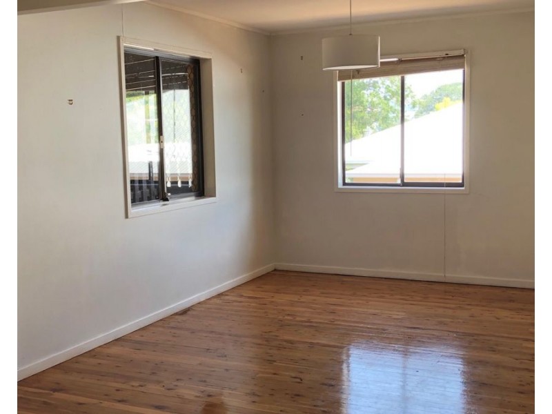 60 Long Street, Rangeville QLD 4350