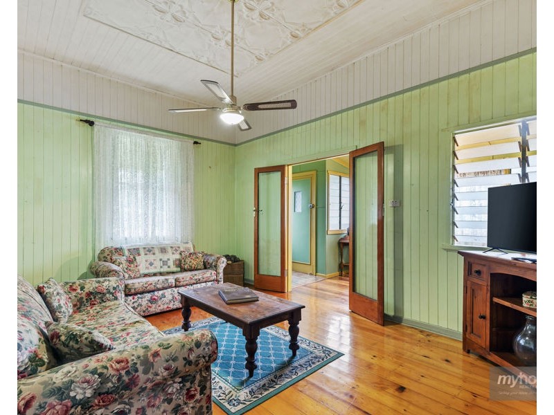 67 Geoffrey Street, Mount Lofty QLD 4350