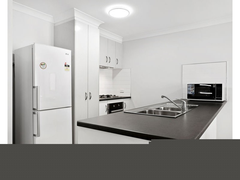 27 Alistair Street, Glenvale QLD 4350