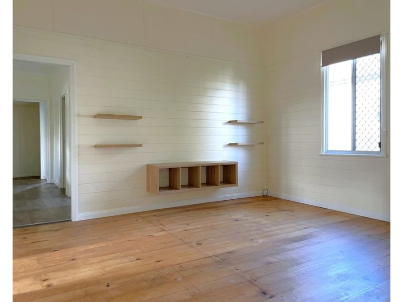 14 Link Street, North Toowoomba QLD 4350