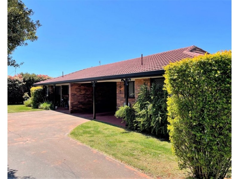 2/7 Zimmerle Street, Harristown QLD 4350