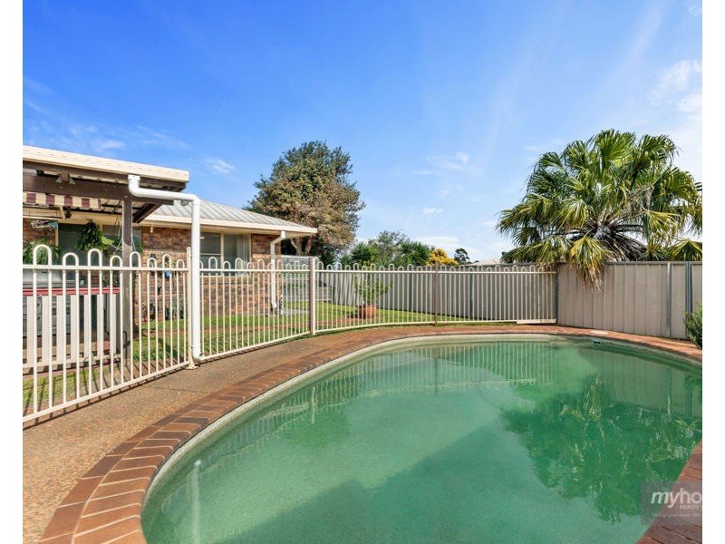 11 Blueberry Ash Court, Glenvale QLD 4350