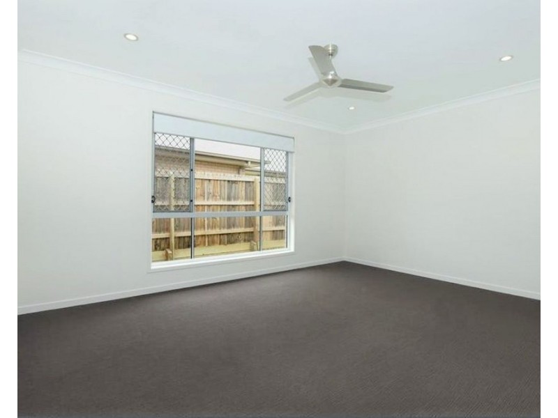 27 Sanctuary Drive, Cranley QLD 4350