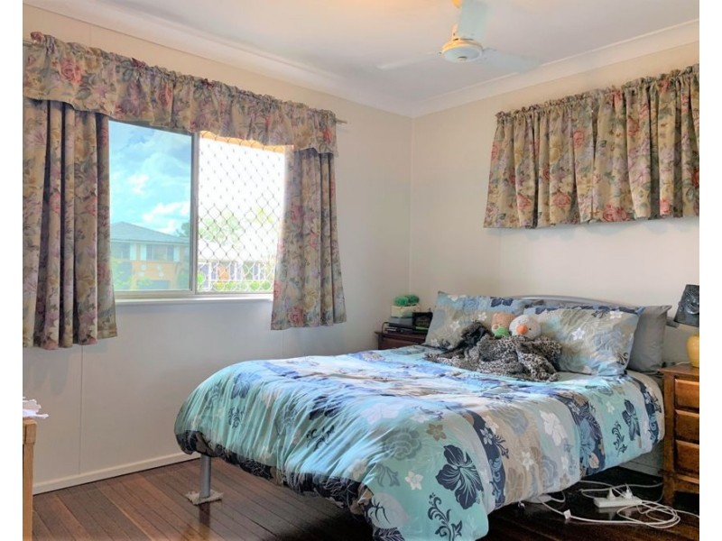 20 Tara Street, Wilsonton QLD 4350