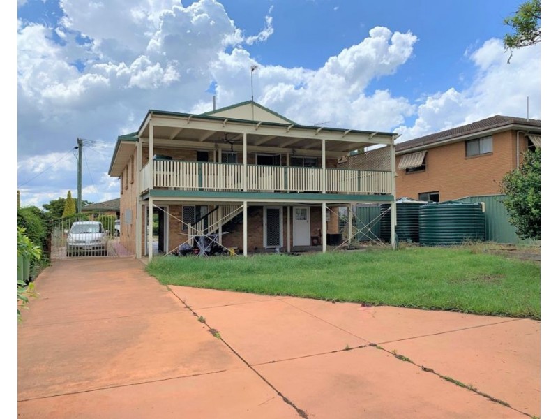 20 Tara Street, Wilsonton QLD 4350