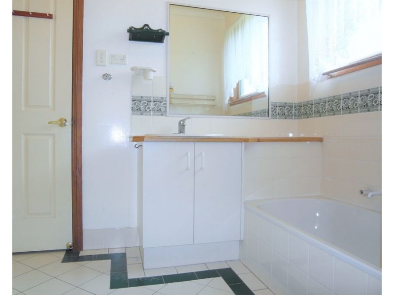 3 Giltrow Court, Darling Heights QLD 4350