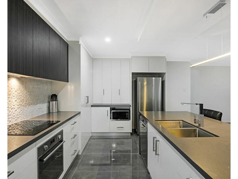 6 Wild Street, Westbrook QLD 4350