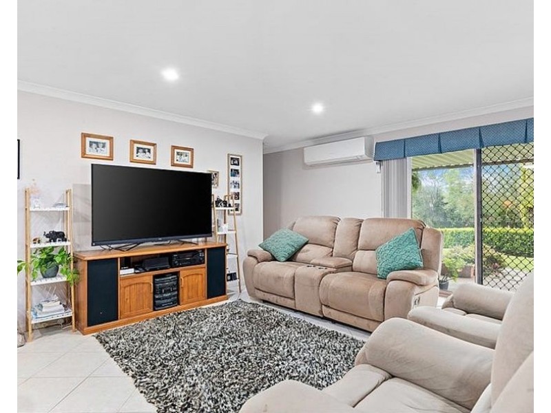 5 Edwin Court, Centenary Heights QLD 4350