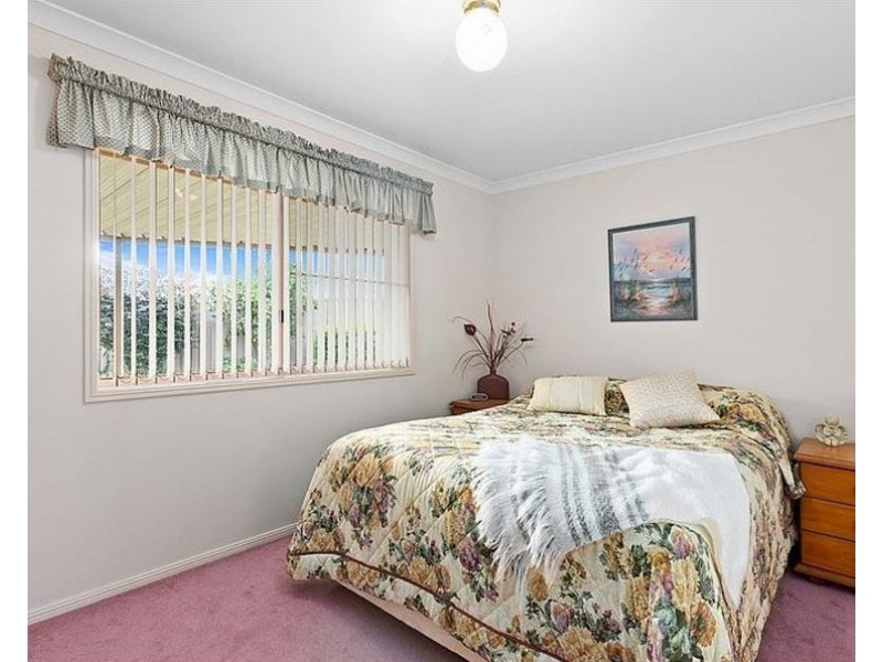 5 Edwin Court, Centenary Heights QLD 4350