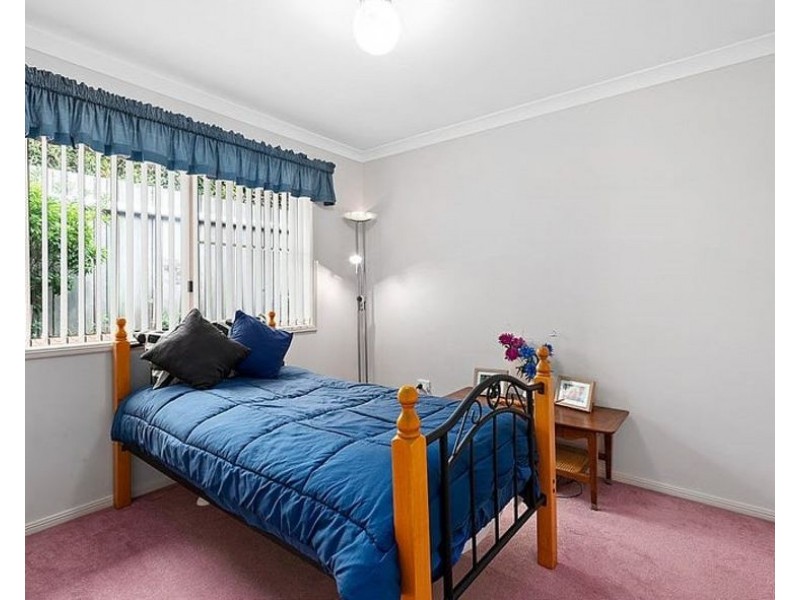 5 Edwin Court, Centenary Heights QLD 4350