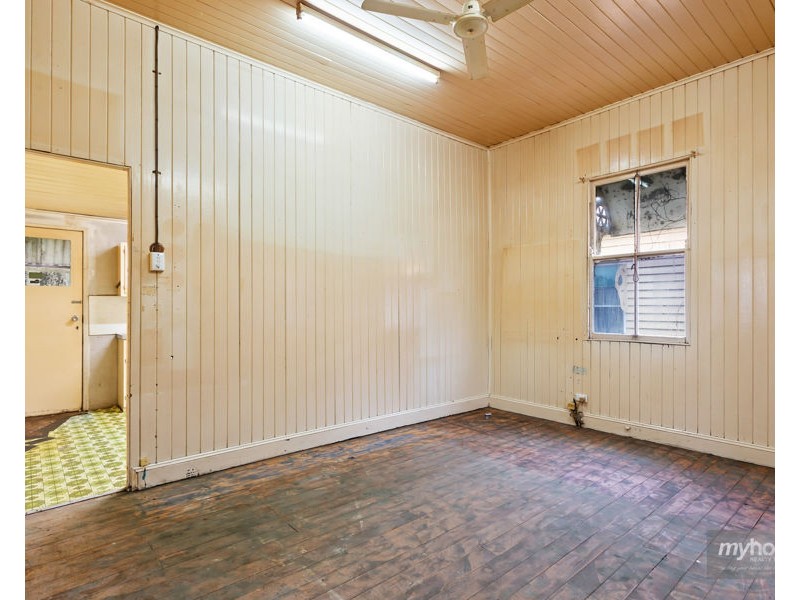 126 West Street, Toowoomba City QLD 4350 the real estate agency For