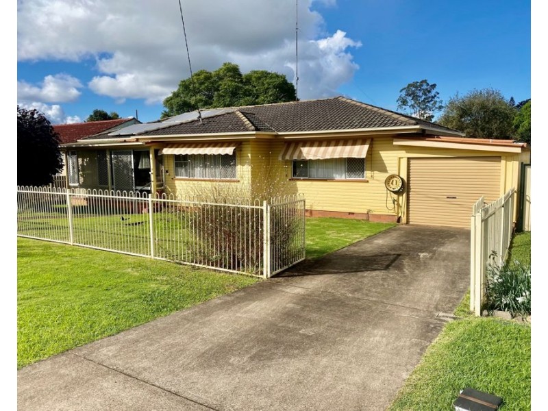 8 Klein Street, South Toowoomba QLD 4350