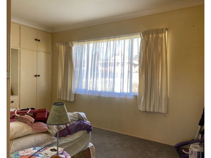 8 Klein Street, South Toowoomba QLD 4350