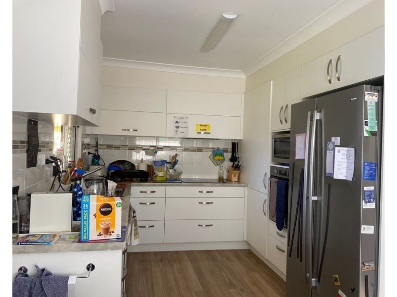 8 Klein Street, South Toowoomba QLD 4350