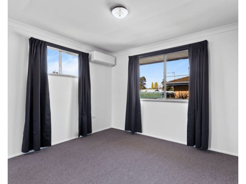 4 Podd Street, Wilsonton QLD 4350