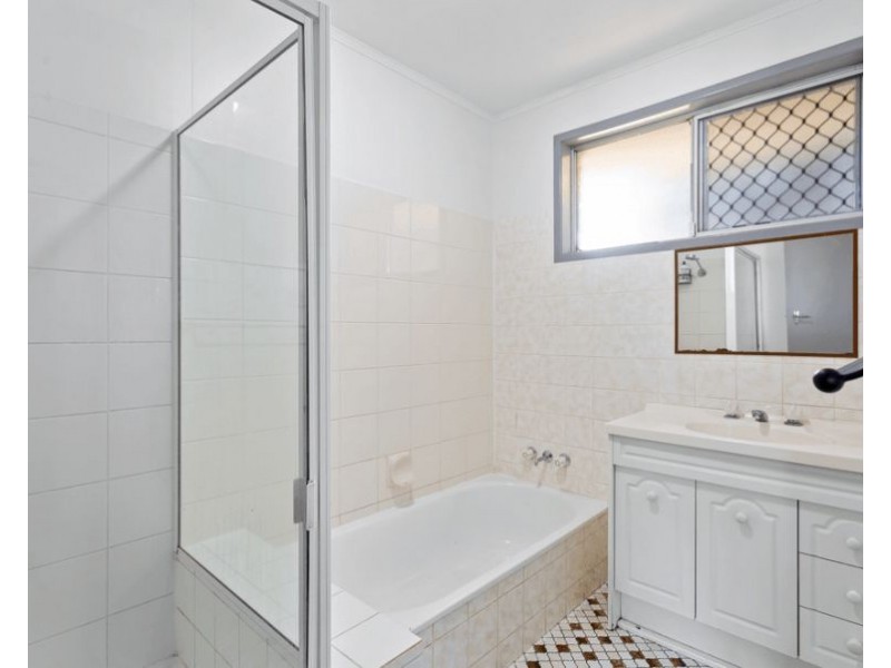 4 Podd Street, Wilsonton QLD 4350