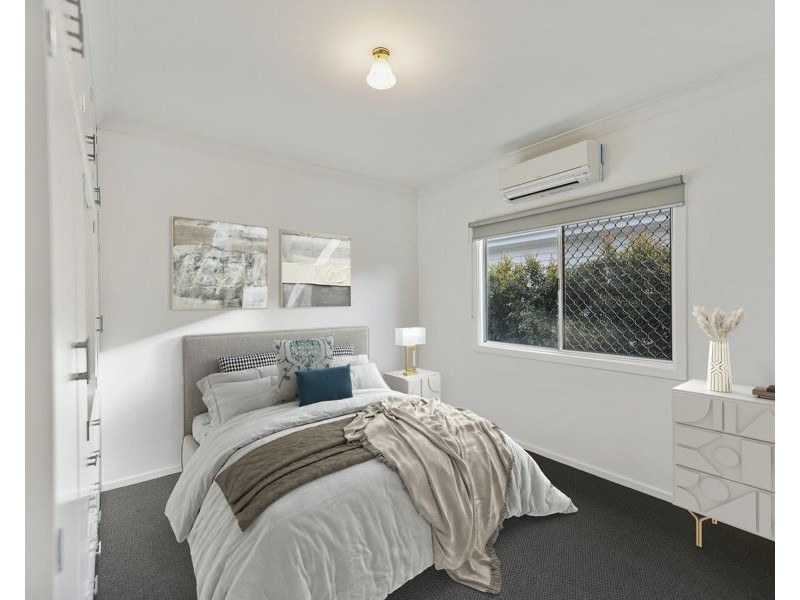 18 Rhyde Street, Mount Lofty QLD 4350