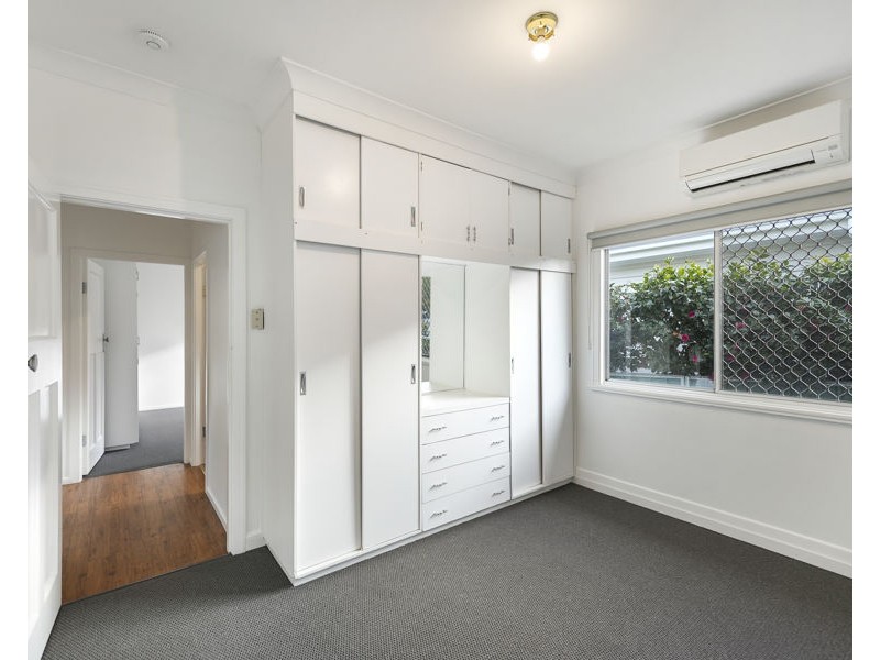 18 Rhyde Street, Mount Lofty QLD 4350