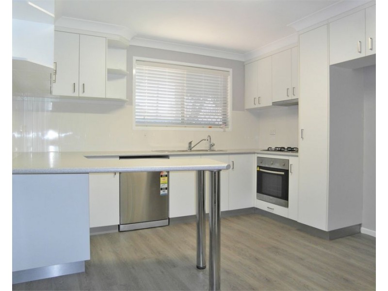 2/3 Sherry Street, Wilsonton Heights QLD 4350