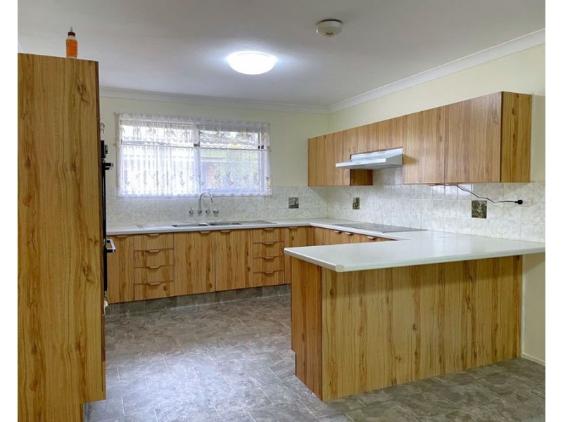 9 Winstanley Court, Newtown QLD 4350