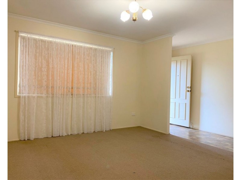 49 Strathconan Drive, Glenvale QLD 4350