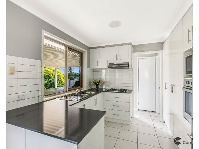 10 Balfour Street, Wyreema QLD 4352