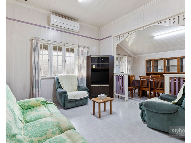 11 Aspect Street, North Toowoomba QLD 4350