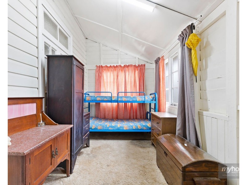 11 Aspect Street, North Toowoomba QLD 4350