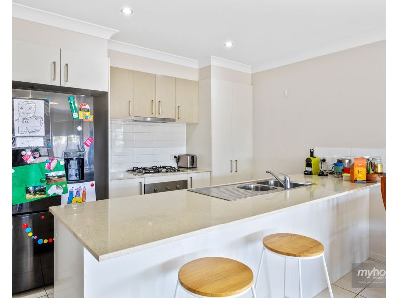 11A Cassidy Terrace, Mount Kynoch QLD 4350