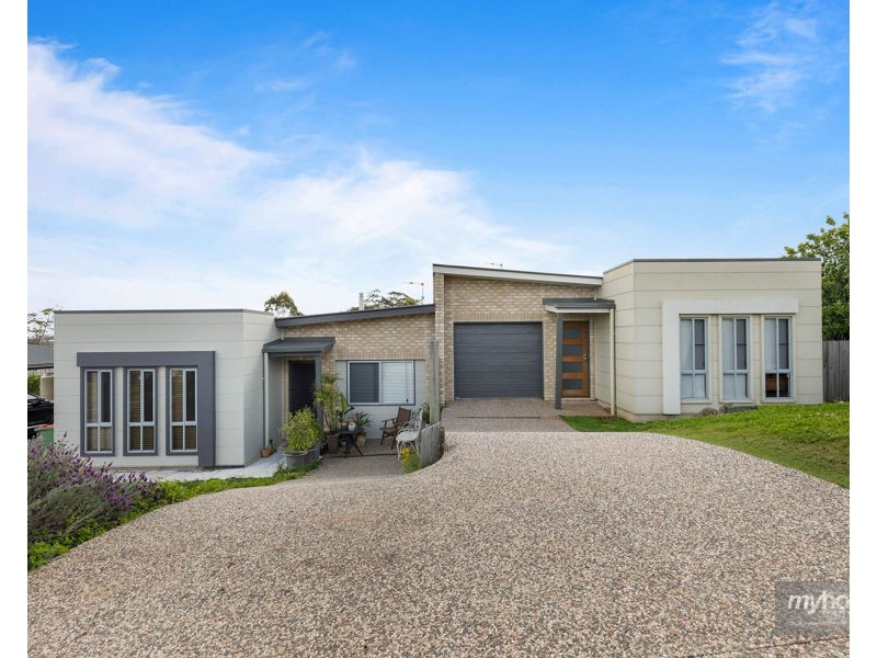 11A Cassidy Terrace, Mount Kynoch QLD 4350