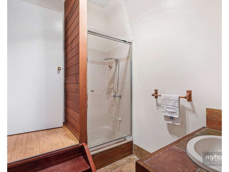 10 Holly Avenue, Highfields QLD 4352