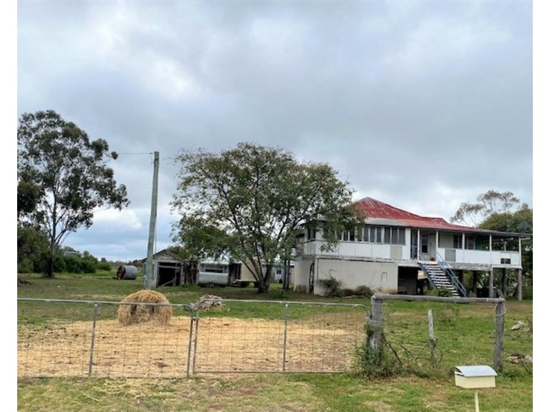 29 Seymours Road, Dalby QLD 4405