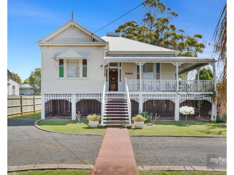 69 West Street, Newtown QLD 4350