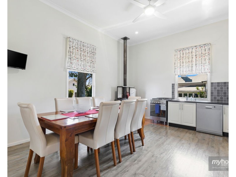 69 West Street, Newtown QLD 4350