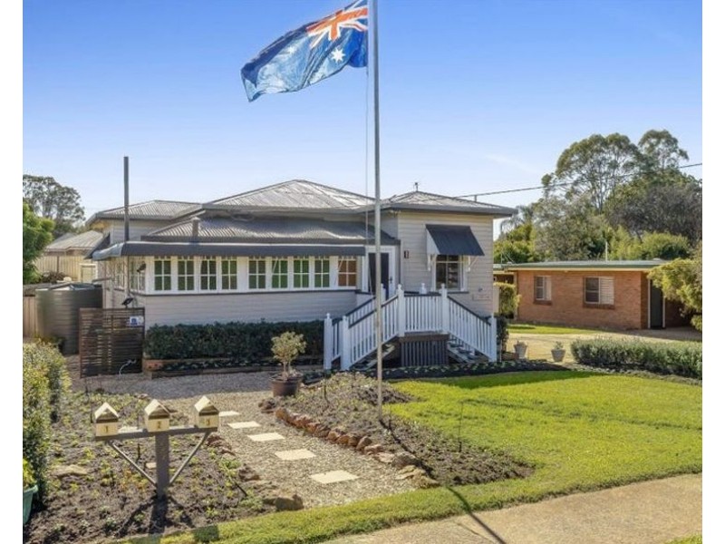 3/287 James Street, Newtown QLD 4350