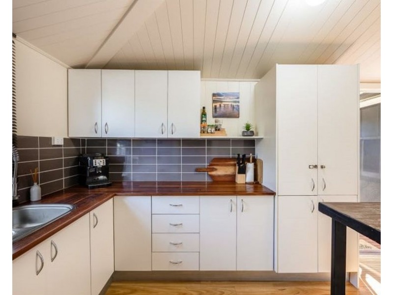 3/287 James Street, Newtown QLD 4350