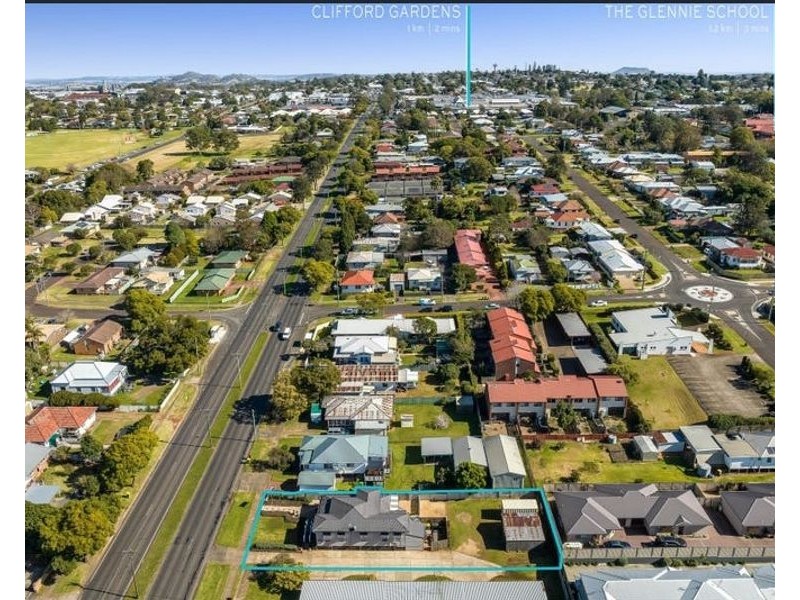 3/287 James Street, Newtown QLD 4350