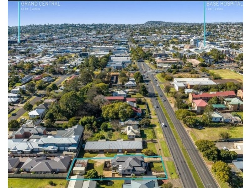 3/287 James Street, Newtown QLD 4350