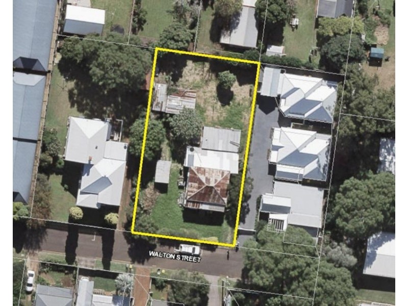 5 Walton Street, North Toowoomba QLD 4350