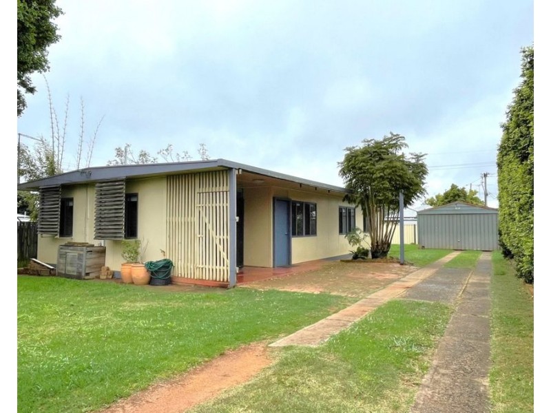 2 Tancred Avenue, Newtown QLD 4350