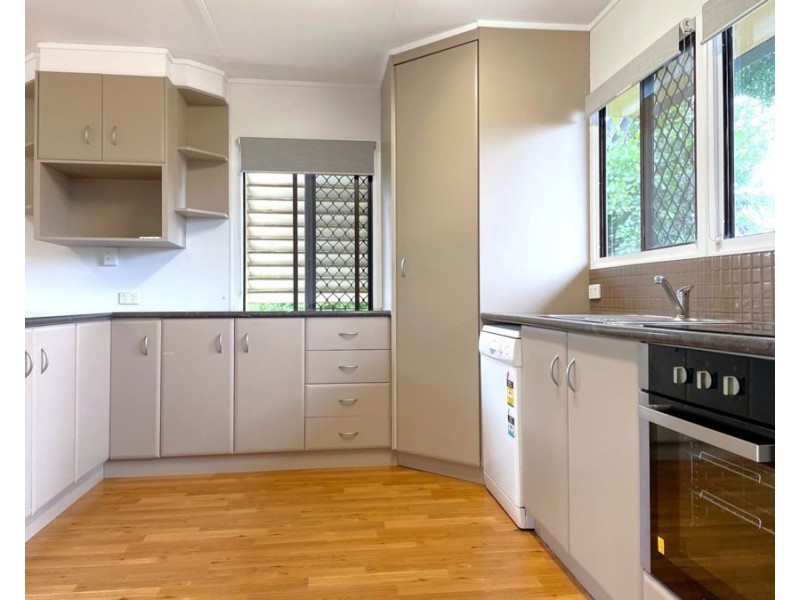 2 Tancred Avenue, Newtown QLD 4350